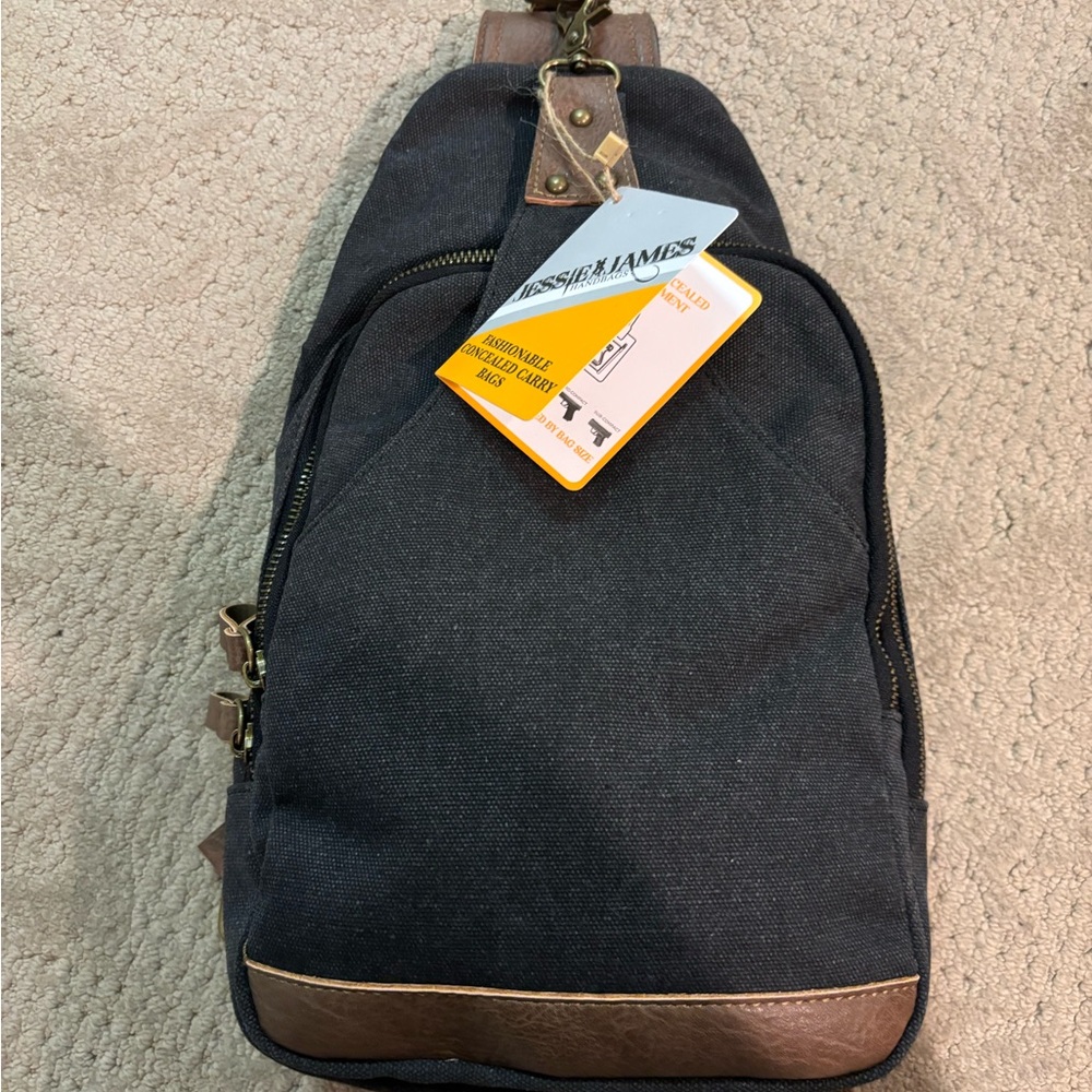 Jessie James conceal carry sling